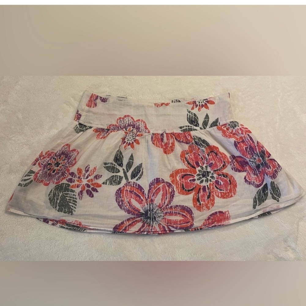 2 Aeropostale mini skirts size Petite Small